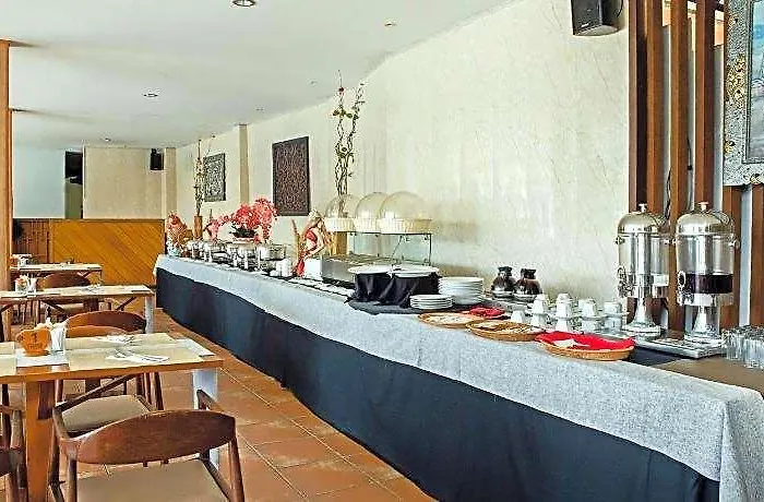 Grand Kesambi And Bali Resort